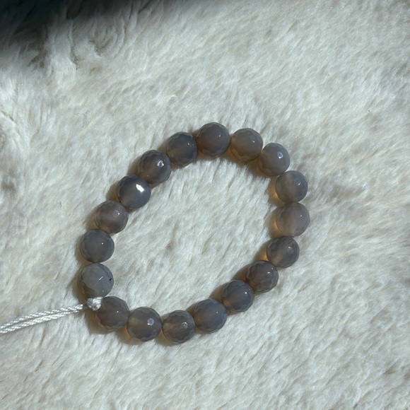 Gray Agate Crystal Bracelet Mental Clarity | Stress Relief | Emotional Balance| - Picture 2 of 4